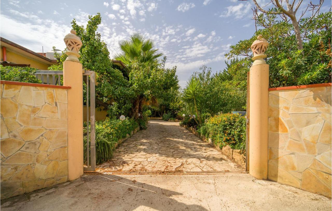Lovely In With Wifi Holiday home